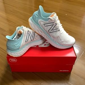 New Balance Women’s Fresh Foam 1080 Running Shoe Size 9